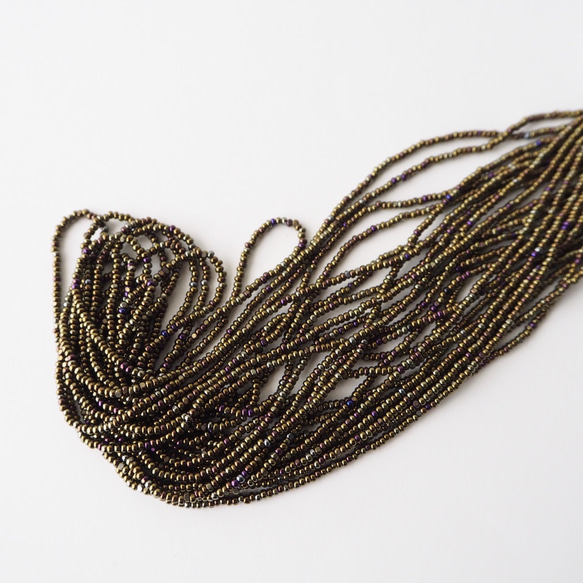 捷克 Charlotte Beads (13/0) Aurora Brown PECH01-A.BR / 高級定制刺繡穿線 第1張的照片