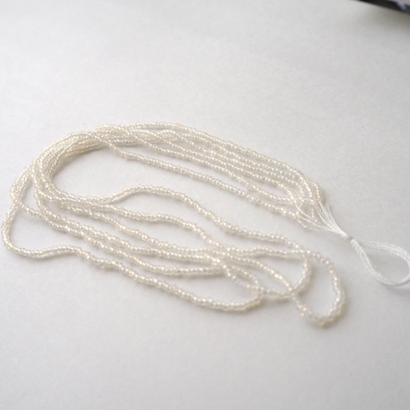 アンティークヴェネチアンビーズ クリアオパール 16/0 #AP24-CO/ オートクチュール刺繍 3枚目の画像