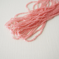 チェコ カットビーズ ピンク / オートクチュール リュネビル刺繍 ビーズ刺繍 糸通し ガラスビーズ 1枚目の画像