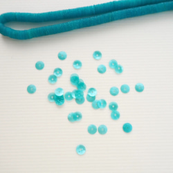 フランス製 スパンコール 5mm  ブルー/ キュベット オートクチュール刺繍 リュネビル刺繍 糸通し 2枚目の画像