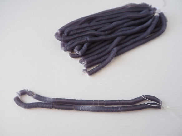 フランス製 スパンコール 4mm 透明ライトグレー #PA06-L.GY/ オートクチュール刺繍 リュネビル刺繍 糸通し 3枚目の画像