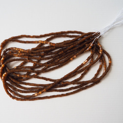 チェコ カットビーズ キャメルブラウン/ オートクチュール リュネビル刺繍 ビーズ刺繍 糸通し 2枚目の画像