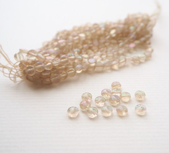 アンティークビーズ クリアオーロラ 半透明 フランス / オートクチュール刺繍 ヴィンテージ 2枚目の画像