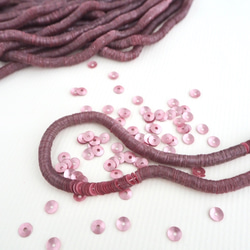 フランス製 スパンコール 4mm 1000枚 サテンローズ / キュベット オートクチュール刺繍 リュネビル刺繍 1枚目の画像