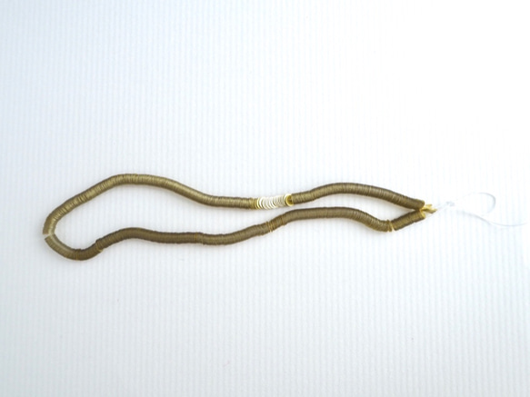 3mm スパンコール マットイエローゴールド #PA20-Y.GD / オートクチュール刺繍 リュネビル刺繍 糸通し 3枚目の画像