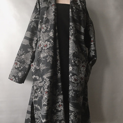 着物リメイク 大島 ロングカーディガン フレアーコート和柄 花柄  黒 M～XLサイズ ハンドメイド 7枚目の画像