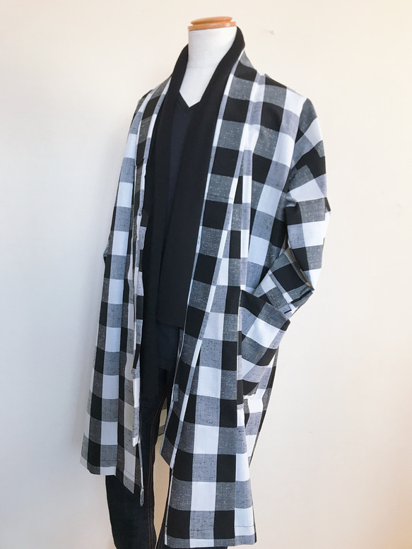 着物リメイク チェック 作務衣コート ロングカーディガン 和コート 和装コート 格子 男女兼用 M〜XL 3枚目の画像