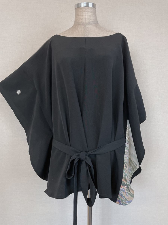 着物リメイク 大きいサイズ対応 落款付き 黒留袖 W58㎝～95㎝フォーマル 和柄 セットアップ  フリーサイズ 2枚目の画像
