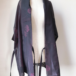 着物リメイク ポケット付 シースルー作務衣コート カーディガン  ハーフ羽織 シアー 衣装 花柄 赤紫 フリーサイズ 6枚目の画像