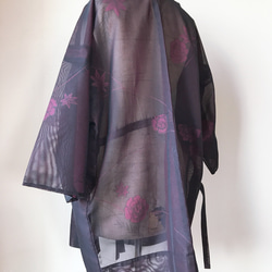 着物リメイク ポケット付 シースルー作務衣コート カーディガン  ハーフ羽織 シアー 衣装 花柄 赤紫 フリーサイズ 8枚目の画像