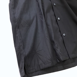 着物リメイク メンズ アロハシャツ 半袖シャツ オープンカラー 麻の葉×無地 バイカラー 黒 和柄 男性 XL 一点物 9枚目の画像