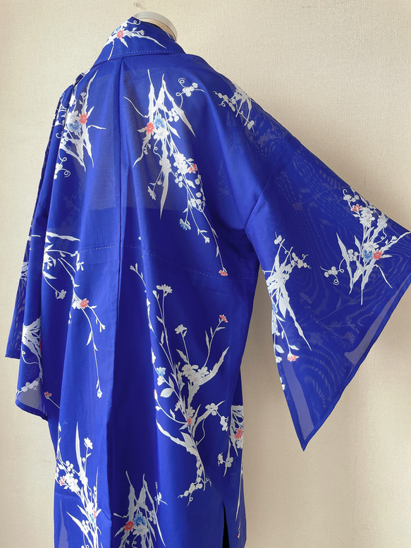 着物リメイク 変形袖 シースルーカーディガン 絽 羽織 着物風 和装 衣装 演奏会 和柄 シアー 衣装 青 フリーサイズ 5枚目の画像
