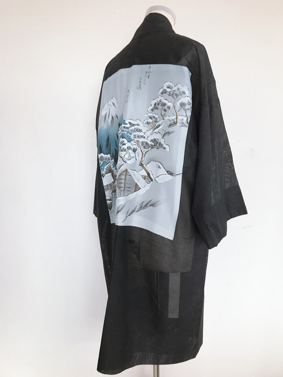 着物リメイク  背中に風景画 シースルー 長羽織 和コート ロングカーディガン シアー 和装 ダーク系（807） 2枚目の画像