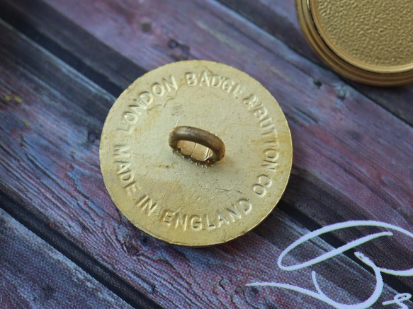 英国製デザインボタン(335)　ゴールド　15mmまたは21mm 9枚目の画像