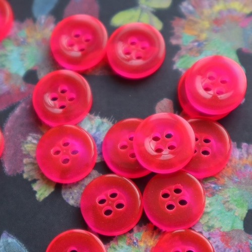 蛍光クリアボタンB ピンク 11.5mmまたは15mm ボタン ボタンのTSUKASA