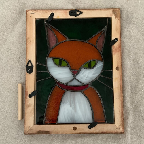 枝の上で佇む猫 大型 ヴィンテージ ステンドグラス キジトラ 猫のステンドグラス 茶白猫 その他アート ADELY 通販 11835090｜Creema