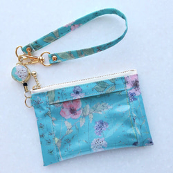 リバティ ラミネート リール式キーケース〈アシュテッド〉クレールイエロー