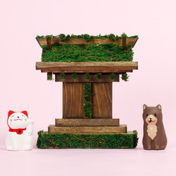 紅頭巾和狼生活的森林中的舊神社/護身符裝飾 小神棚("Kamidana") 使用國産柏 現代神棚("Kamidana") 第2張的照片