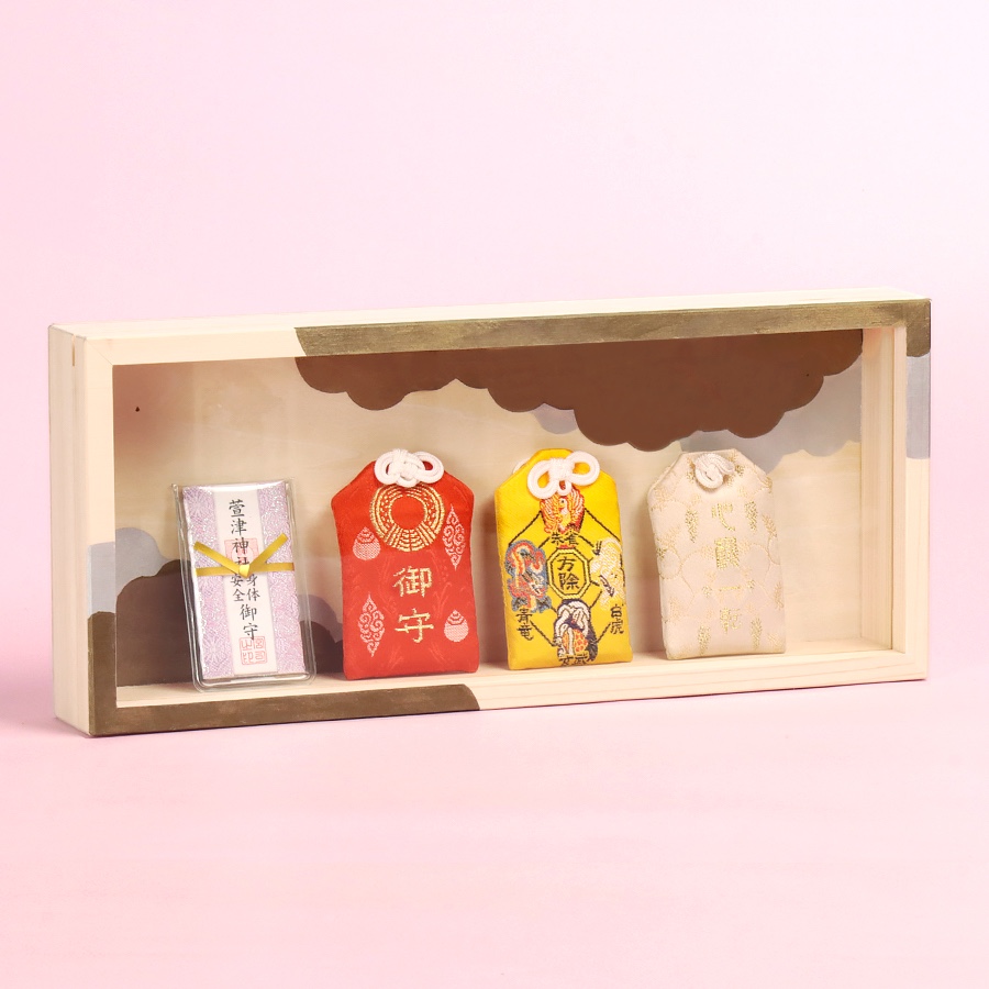 神の額 たゆたう雲 / お守り飾り たくさんのお守りを大切に祀る 国産ひのき使用 おみくじ お守り用神棚 雲