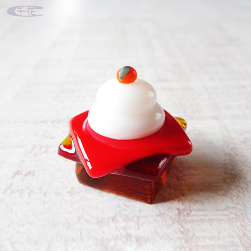 ガラスのミニ鏡餅＆三宝＊赤＆アンバー＊お正月飾り［ID：C12103-2