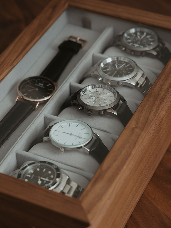 グラス付きのデザイン 木製腕時計収納ボックス ウオルナットウッド　 3枚目の画像