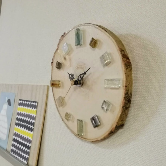 白樺とガラスタイルの掛け時計　1010　掛時計 4枚目の画像