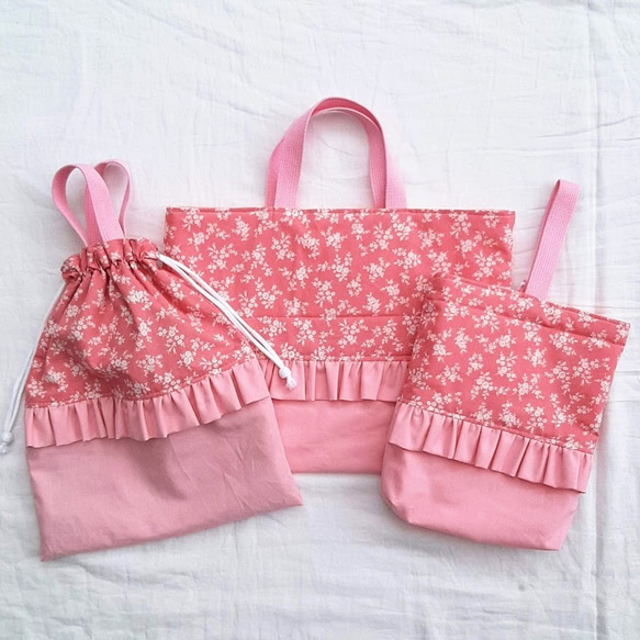 刺繍生地バッグ❄︎ マチ付きレッスンバッグ❃︎フラミンゴ（ネイビー