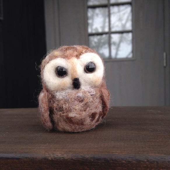フクロウ 羊毛フェルト