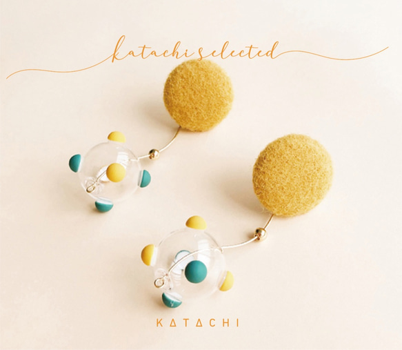 Katachi Selected・「18Kガラスボール」惑星の吊り下げピアス(Lサイズ) 3枚目の画像