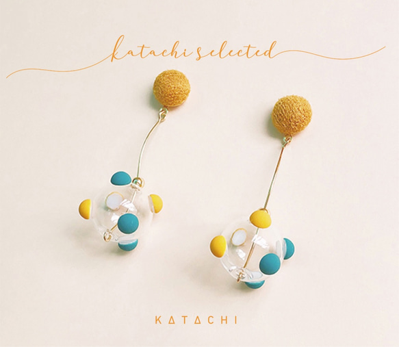 Katachi Selected・「18Kガラスボール」惑星の吊り下げピアス(Mサイズ) 2枚目の画像