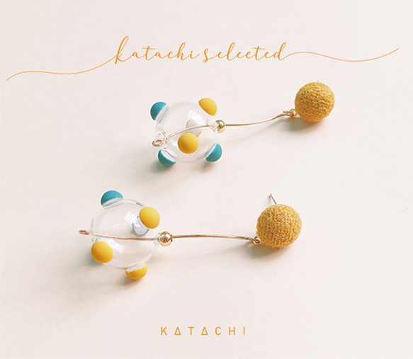Katachi Selected・「18Kガラスボール」惑星の吊り下げピアス(Mサイズ) 3枚目の画像