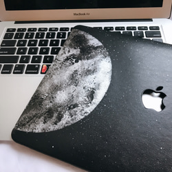 手繪銀月球電腦殻 Moon MacBook Case 第2張的照片