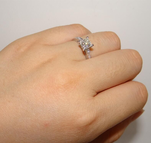 送料無料★婚約指輪 ギフト ジルコニア※金属アレ対応リング 指輪 ホワイトゴ―ルド S925刻印 2枚目の画像