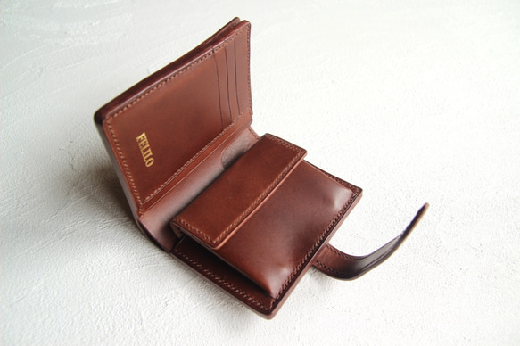 bereca (chocolate) 工匠手工縫製的腰帶式半錢包 / 使用意大利 Buttero 皮革。 第2張的照片
