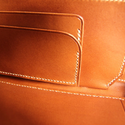 tocon（棕色）工匠手工縫製的L形拉鍊錢包/意大利Minerva盒子和Buttero皮革。 第6張的照片