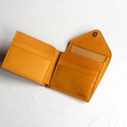 peku 職人が手縫いで仕立てたパスケース付きイエローコンパクト財布/イタリア産ブッテーロレザー使用。 4枚目の画像