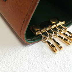 spiru（綠色） 使用工匠定制的帶有方形標記的鑰匙盒/意大利Minerva盒子和buttero。 第3張的照片