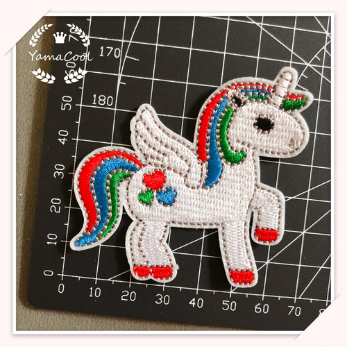 A21】可愛い刺繍アイロンワッペン 1枚☆ユニコーン ワッペン 