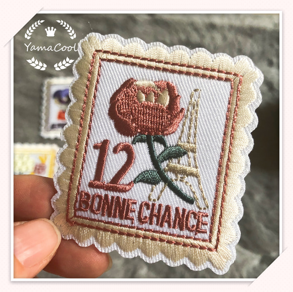 【H15】刺繍アイロンワッペン ★3枚 スタンプ 花の切手 4枚目の画像