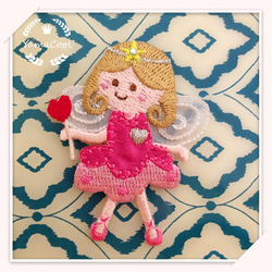 LU07 刺繍アイロンワッペン　女の子　超可愛い　妖精　❸枚分 6枚目の画像