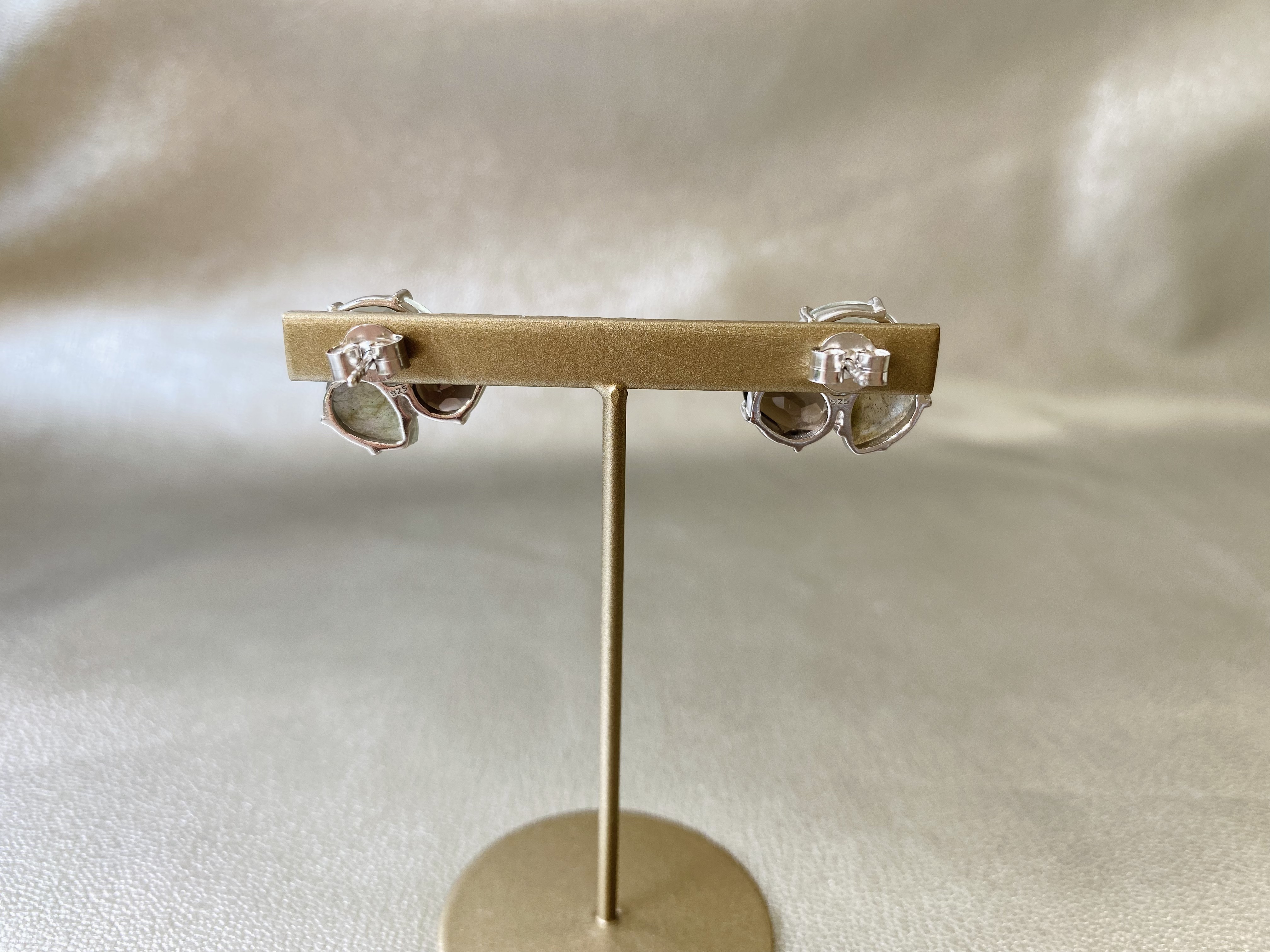 《SV925＋ロジウムコーティング》天然石ピアス◇スモーキークォーツ◇グリーンアメジスト◇ラブラドライト