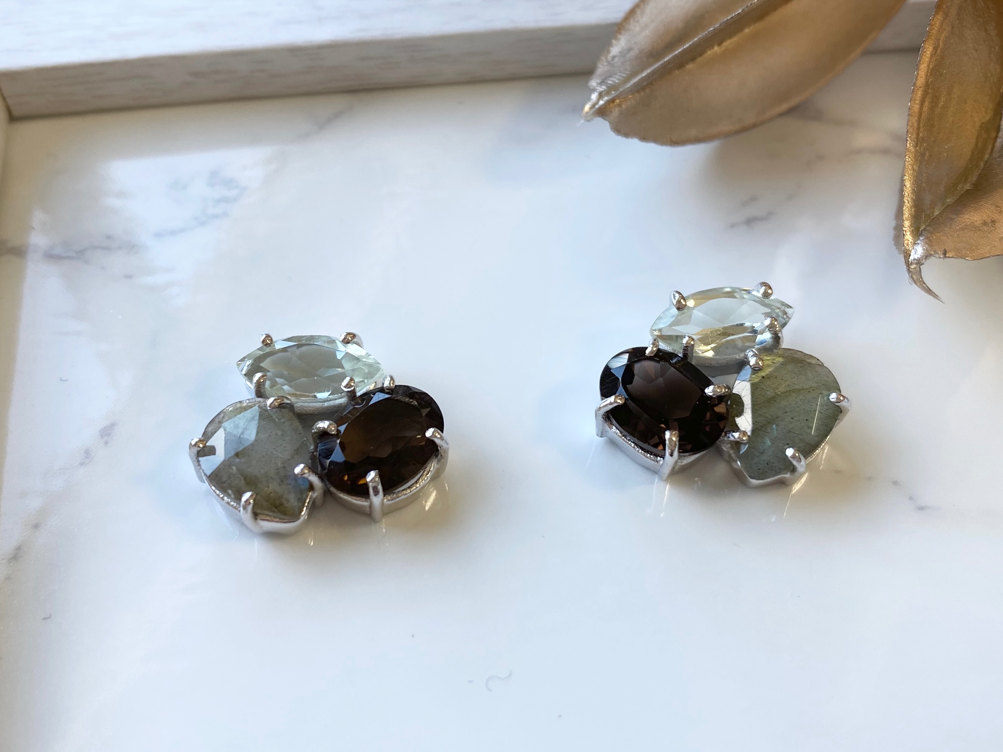 《SV925＋ロジウムコーティング》天然石ピアス◇スモーキークォーツ◇グリーンアメジスト◇ラブラドライト