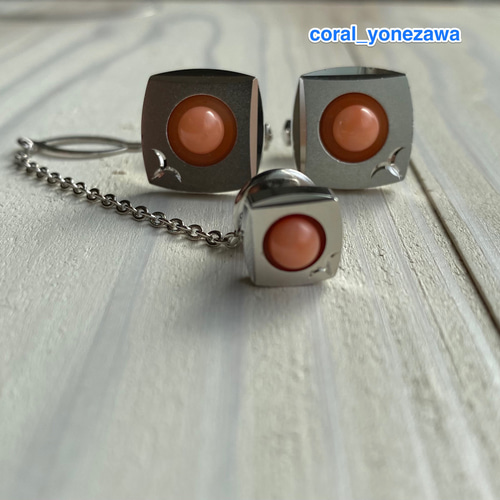 カフスボタン・タイタックの3点セット【珊瑚】 タイピン・カフス  