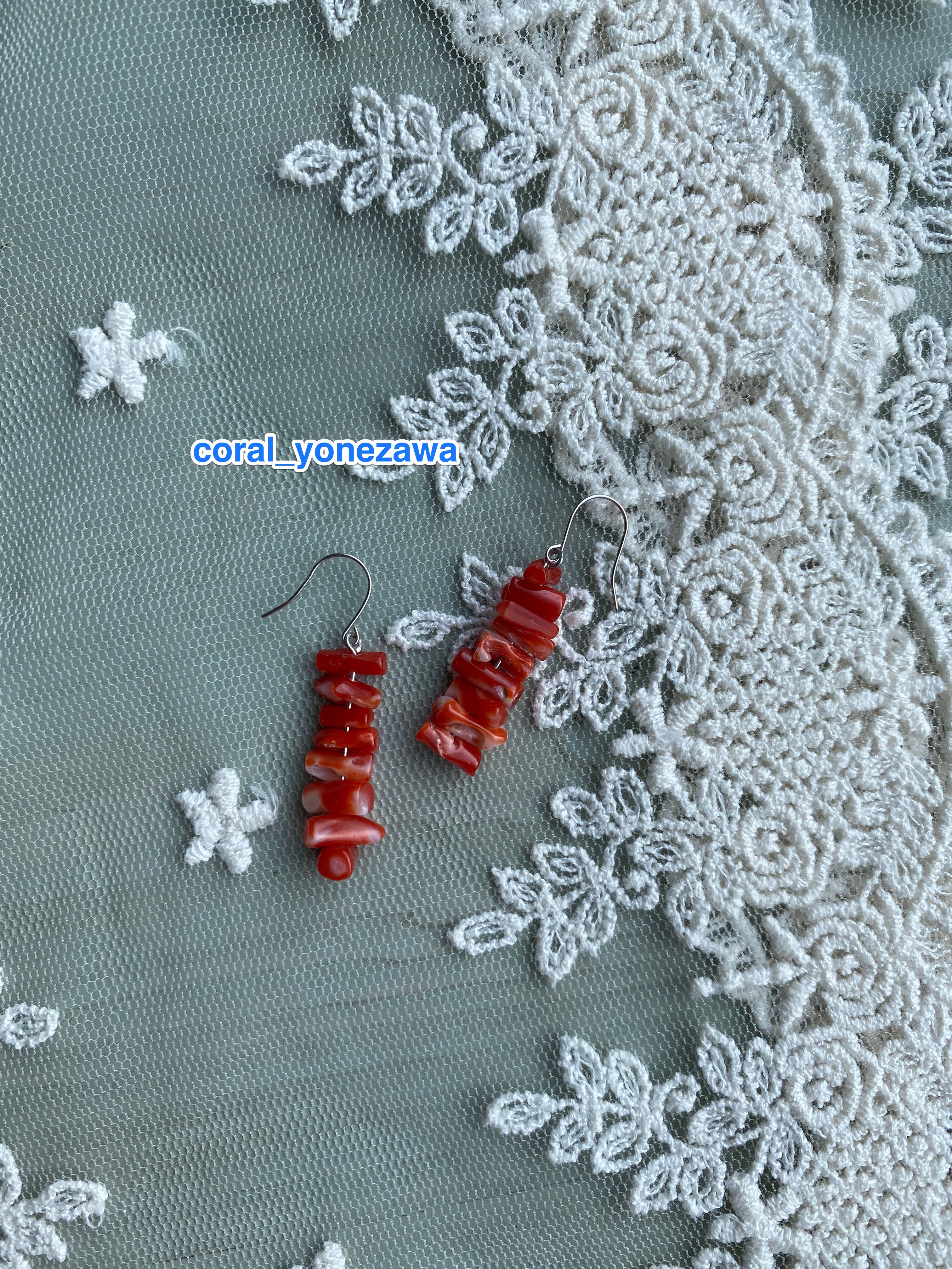 ポストK14WG赤い珊瑚のナチュラルギザギザピアス