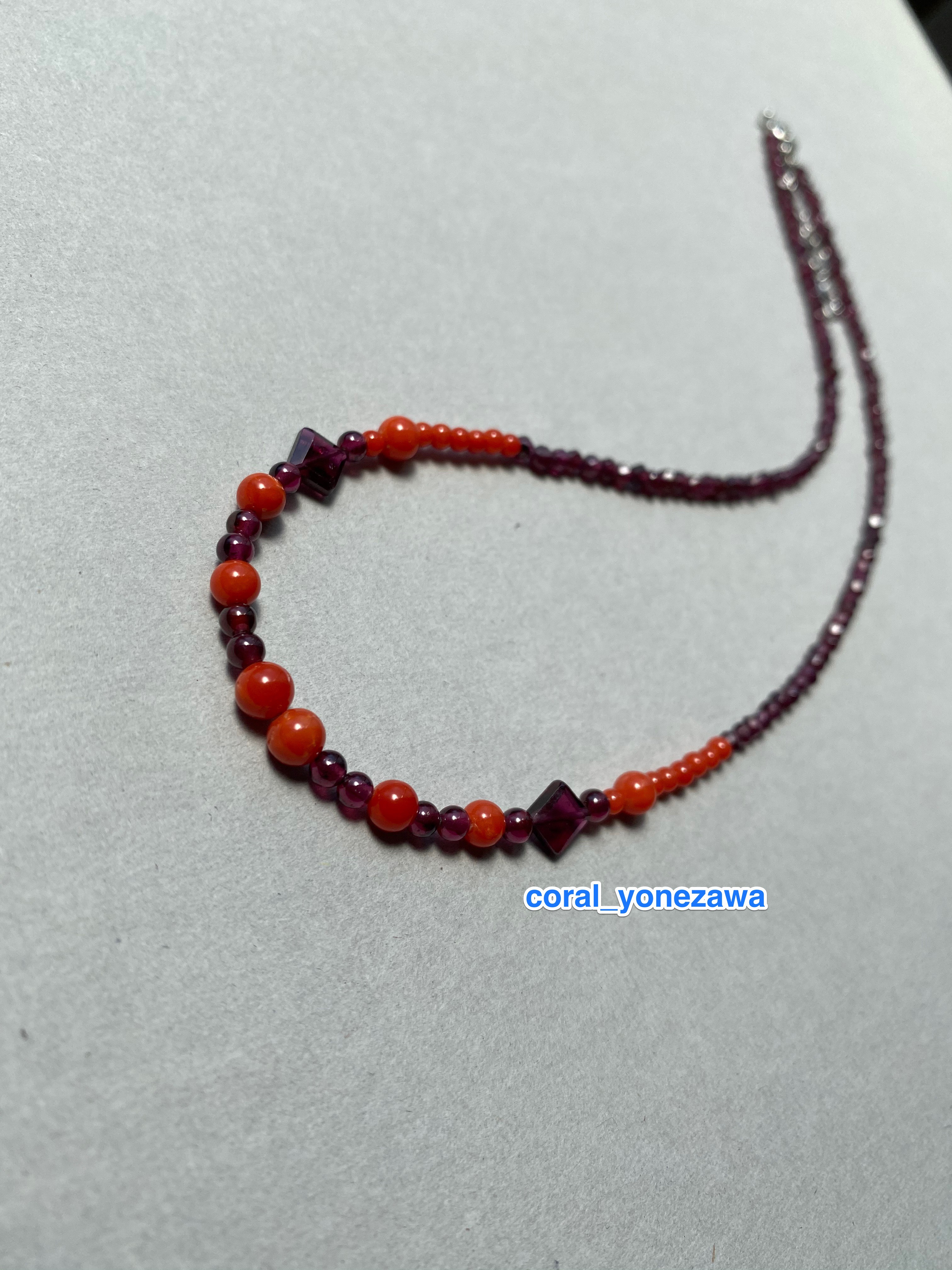 【一品物】珊瑚とガーネットのオリジナルデザインネックレス 8,250円