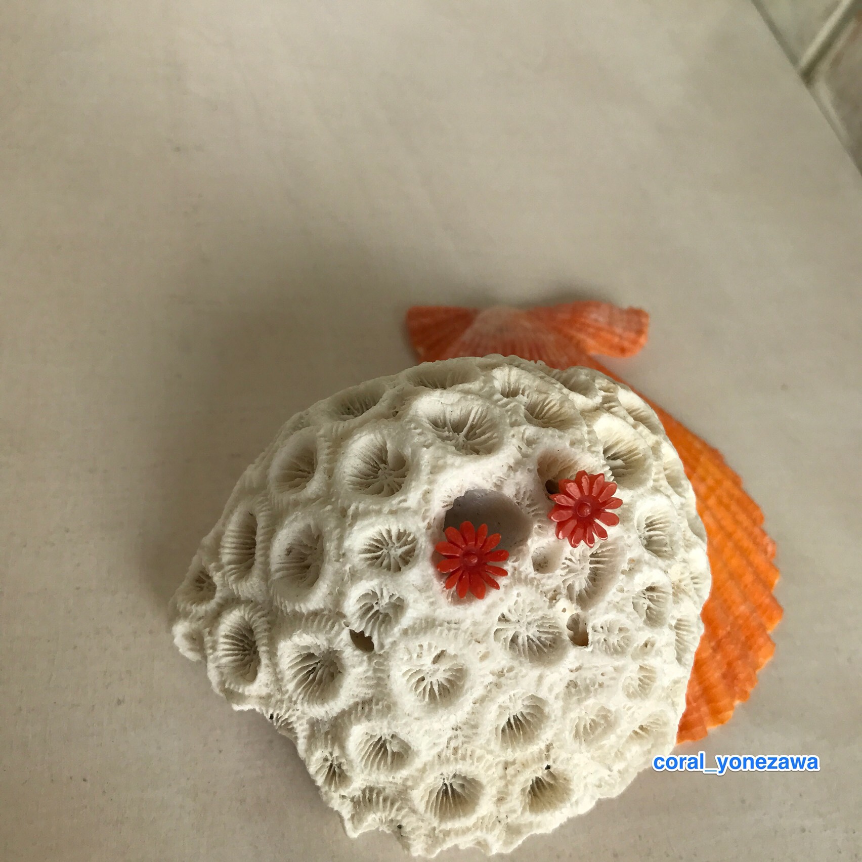 ピアス〜オレンジ色のマーガレット〜