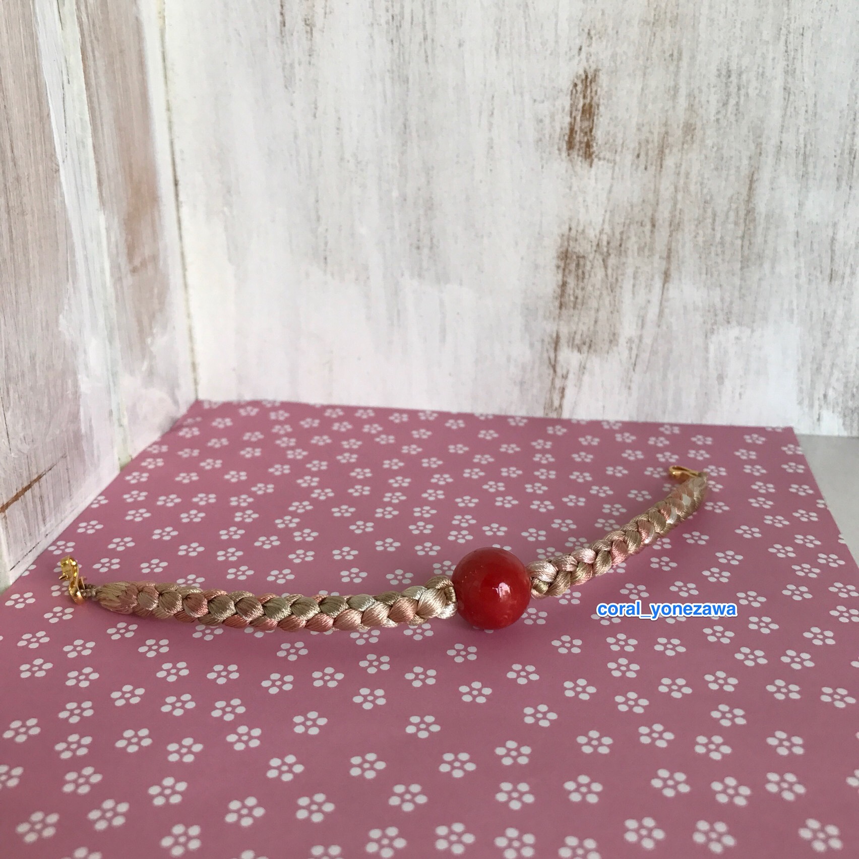 羽織紐・赤い珊瑚・二色編