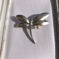 とんぼのブローチ・本真珠S 2枚目の画像