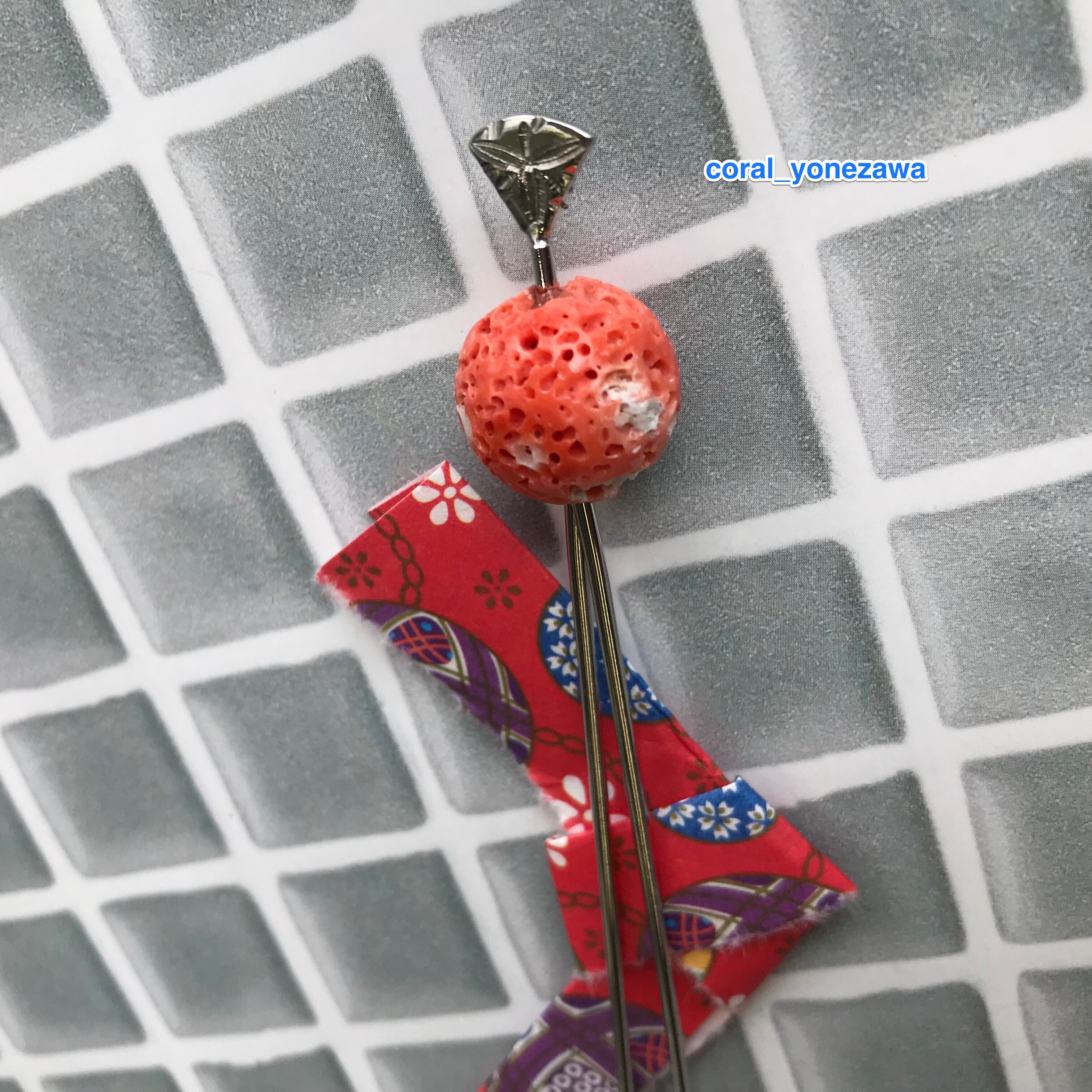 ニッポン・kimono・和服・珊瑚のかんざし