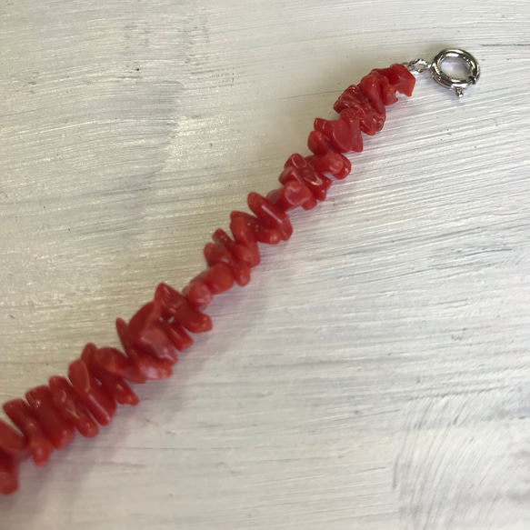 深海の宝石珊瑚…赤い枝さんごブレスレット 5枚目の画像